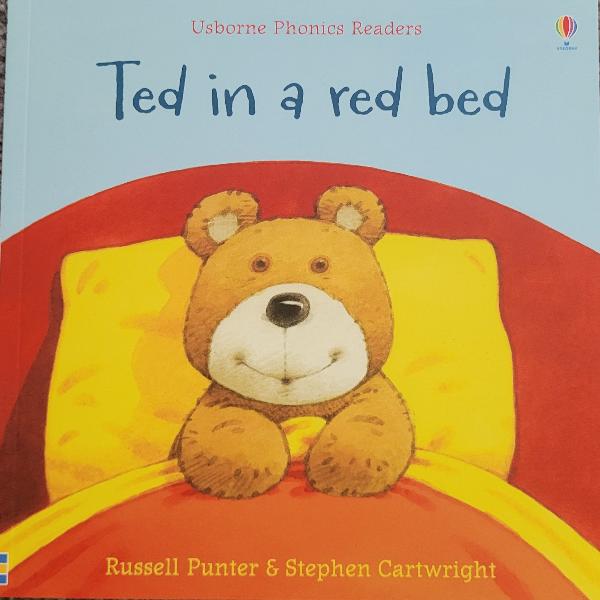 Usborne Phonics Readers - Ted In A Red Bed