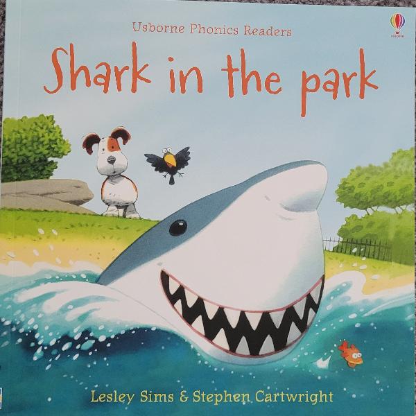 Usborne Phonics Readers - Shark In The Park