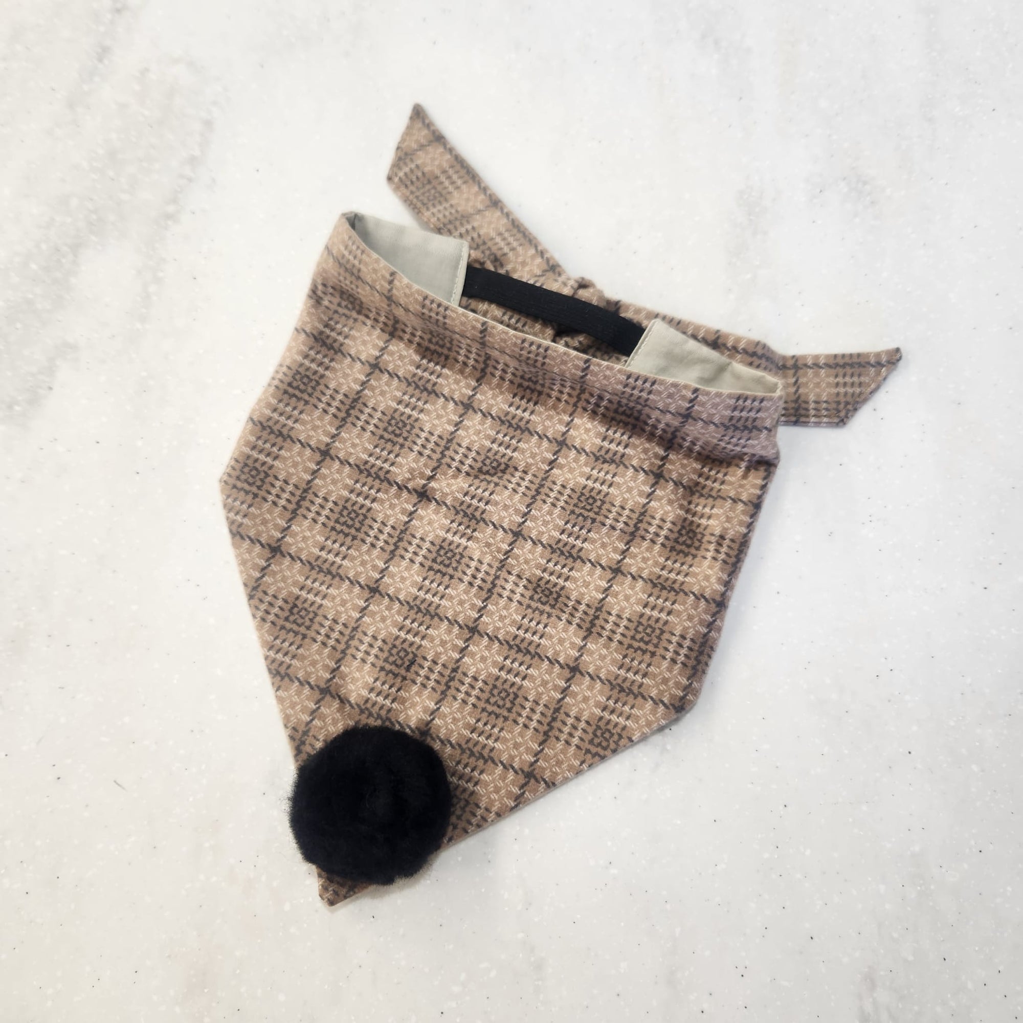 Natur Scarves Plaid w/ Black Pompom Small Triangle Cotton Tie Scarf