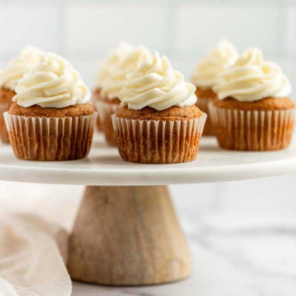 Frosted Banana Cupcakes 6pk