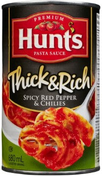 Hunts Thick & Rich Spicy Red Pepper and Chilies Pasta Sauce 680ml